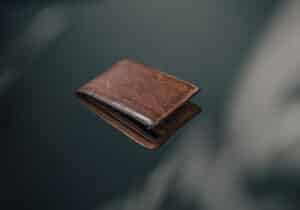 Understanding the Differences Between Cold and Hot Wallets